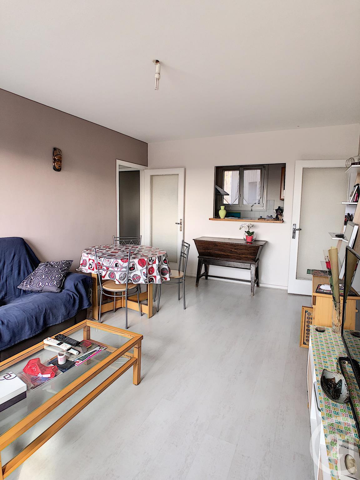 Appartement F4 à vendre - 4 pièces - 68 m2 - CLERMONT FERRAND - 63 - AUVERGNE