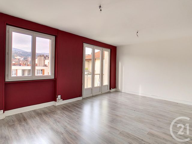 Appartement F3 à vendre - 3 pièces - 68.7 m2 - CHAMALIERES - 63 - AUVERGNE - Century 21 Stéphane Roume Immobilier