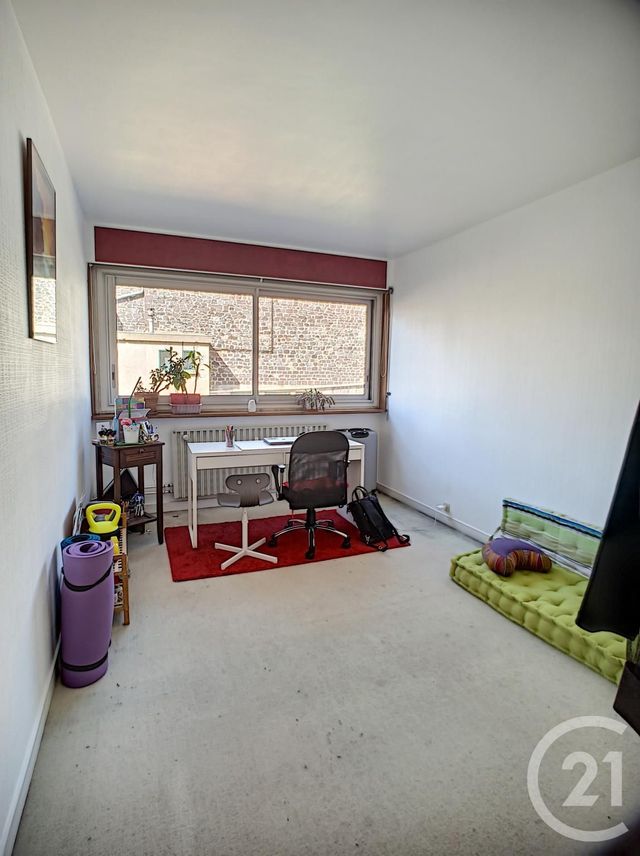 Appartement F6 à vendre - 6 pièces - 174.46 m2 - CLERMONT FERRAND - 63 - AUVERGNE - Century 21 Stéphane Roume Immobilier Appartement F6 à vendre - 6 pièces - 174.46 m2 - CLERMONT FERRAND - 63 - AUVERGNE - Century 21 Stéphane Roume Immobilier