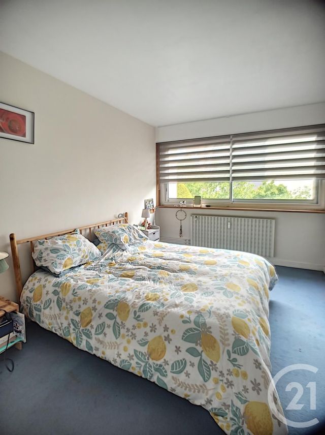 Appartement F6 à vendre - 6 pièces - 174.46 m2 - CLERMONT FERRAND - 63 - AUVERGNE - Century 21 Stéphane Roume Immobilier Appartement F6 à vendre - 6 pièces - 174.46 m2 - CLERMONT FERRAND - 63 - AUVERGNE - Century 21 Stéphane Roume Immobilier