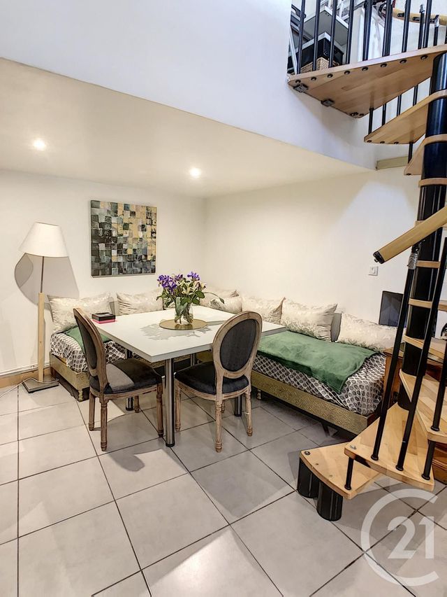 maison à vendre - 5 pièces - 151.0 m2 - CLERMONT FERRAND - 63 - AUVERGNE - Century 21 Stéphane Roume Immobilier maison à vendre - 5 pièces - 151.0 m2 - CLERMONT FERRAND - 63 - AUVERGNE - Century 21 Stéphane Roume Immobilier