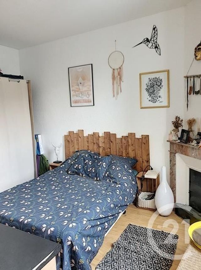 Appartement F2 à louer - 2 pièces - 48.01 m2 - CLERMONT FERRAND - 63 - AUVERGNE - Century 21 Stéphane Roume Immobilier Appartement F2 à louer - 2 pièces - 48.01 m2 - CLERMONT FERRAND - 63 - AUVERGNE - Century 21 Stéphane Roume Immobilier