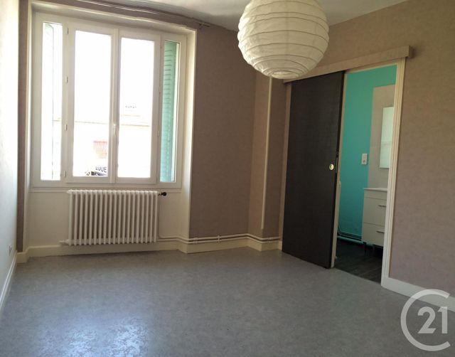 Appartement F2 à louer - 2 pièces - 34.88 m2 - CHAMALIERES - 63 - AUVERGNE - Century 21 Stéphane Roume Immobilier Appartement F2 à louer - 2 pièces - 34.88 m2 - CHAMALIERES - 63 - AUVERGNE - Century 21 Stéphane Roume Immobilier