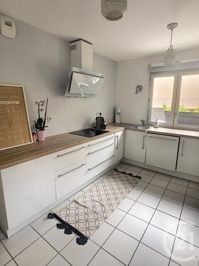 Afficher la photo en grand maison à vendre - 3 pièces - 68.89 m2 - CLERMONT FERRAND - 63 - AUVERGNE - Century 21 Stéphane Roume Immobilier