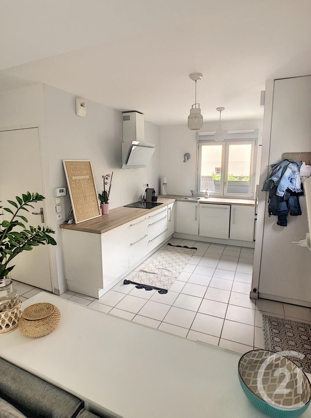 Afficher la photo en grand maison à vendre - 3 pièces - 68.89 m2 - CLERMONT FERRAND - 63 - AUVERGNE - Century 21 Stéphane Roume Immobilier