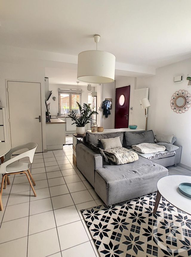 Afficher la photo en grand maison à vendre - 3 pièces - 68.89 m2 - CLERMONT FERRAND - 63 - AUVERGNE - Century 21 Stéphane Roume Immobilier