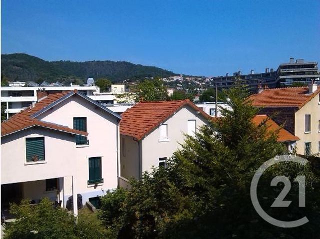 Afficher la photo en grand Appartement F1 à louer - 1 pièce - 24.4 m2 - CHAMALIERES - 63 - AUVERGNE - Century 21 Stéphane Roume Immobilier