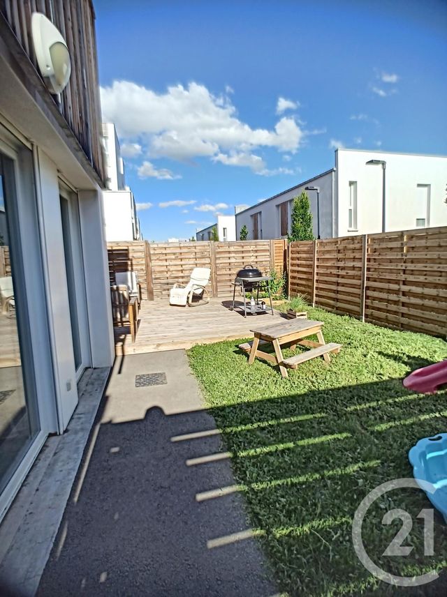 Afficher la photo en grand Appartement F3 à vendre - 3 pièces - 72.0 m2 - CLERMONT FERRAND - 63 - AUVERGNE - Century 21 Stéphane Roume Immobilier
