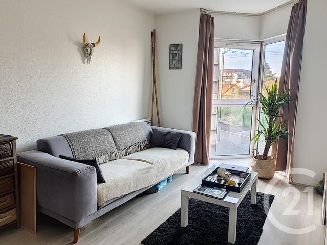 Afficher la photo en grand Appartement F2 à louer - 2 pièces - 45.88 m2 - CLERMONT FERRAND - 63 - AUVERGNE - Century 21 Stéphane Roume Immobilier