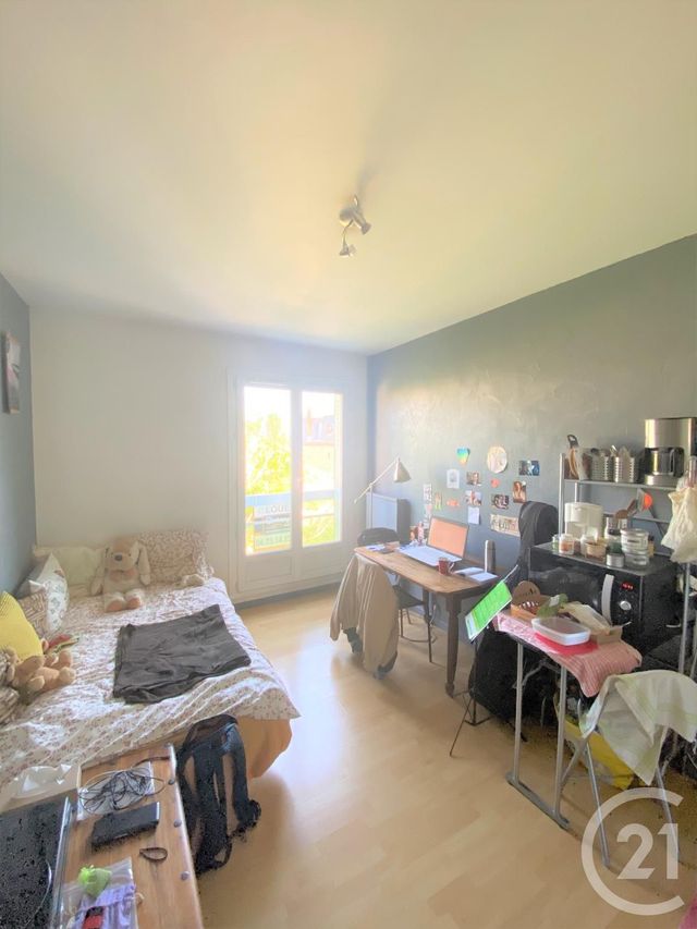 Afficher la photo en grand Appartement F1 à louer - 1 pièce - 18.26 m2 - BEAUMONT - 63 - AUVERGNE - Century 21 Stéphane Roume Immobilier
