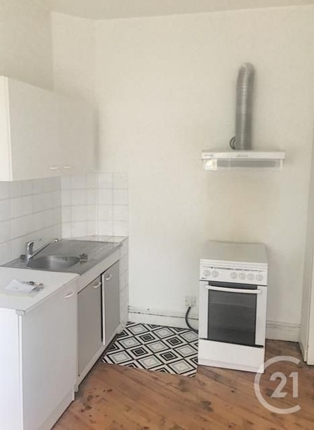 Afficher la photo en grand Appartement F2 à louer - 2 pièces - 40.35 m2 - CLERMONT FERRAND - 63 - AUVERGNE - Century 21 Stéphane Roume Immobilier