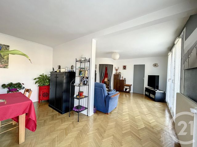 Appartement F6 à vendre - 6 pièces - 116.41 m2 - CLERMONT FERRAND - 63 - AUVERGNE - Century 21 Stéphane Roume Immobilier