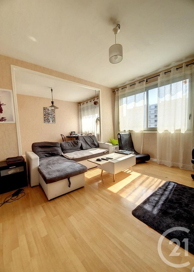 Appartement F3 à vendre - 3 pièces - 68.41 m2 - CLERMONT FERRAND - 63 - AUVERGNE - Century 21 Stéphane Roume Immobilier