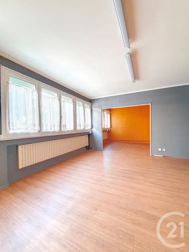 Appartement F5 à vendre - 5 pièces - 95.0 m2 - CLERMONT FERRAND - 63 - AUVERGNE - Century 21 Stéphane Roume Immobilier
