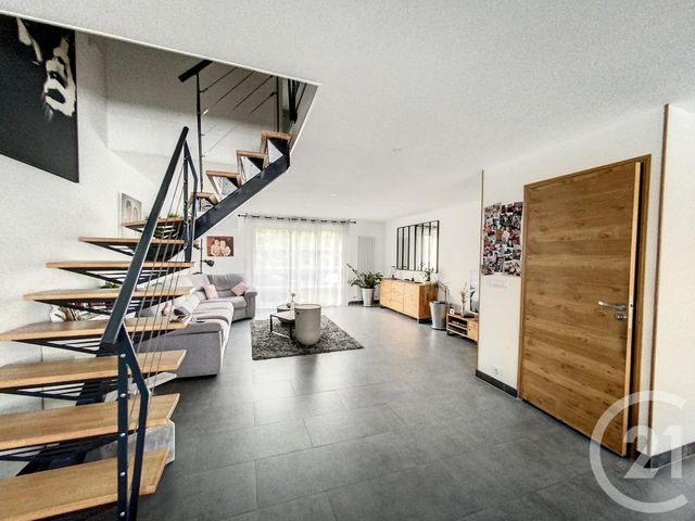 Appartement Duplex à vendre - 5 pièces - 101.61 m2 - CLERMONT FERRAND - 63 - AUVERGNE - Century 21 Stéphane Roume Immobilier