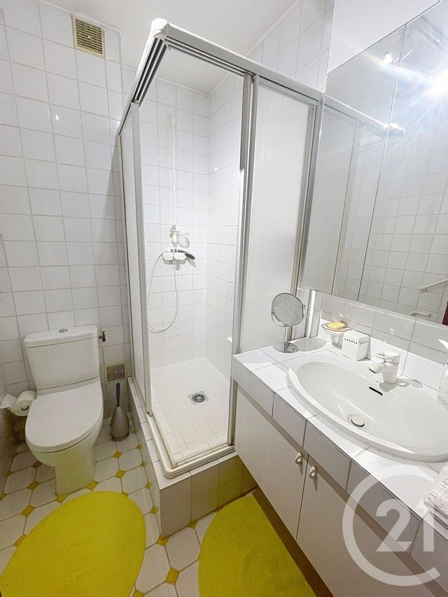 Appartement F6 à vendre - 6 pièces - 144.45 m2 - ROYAT - 63 - AUVERGNE - Century 21 Stéphane Roume Immobilier