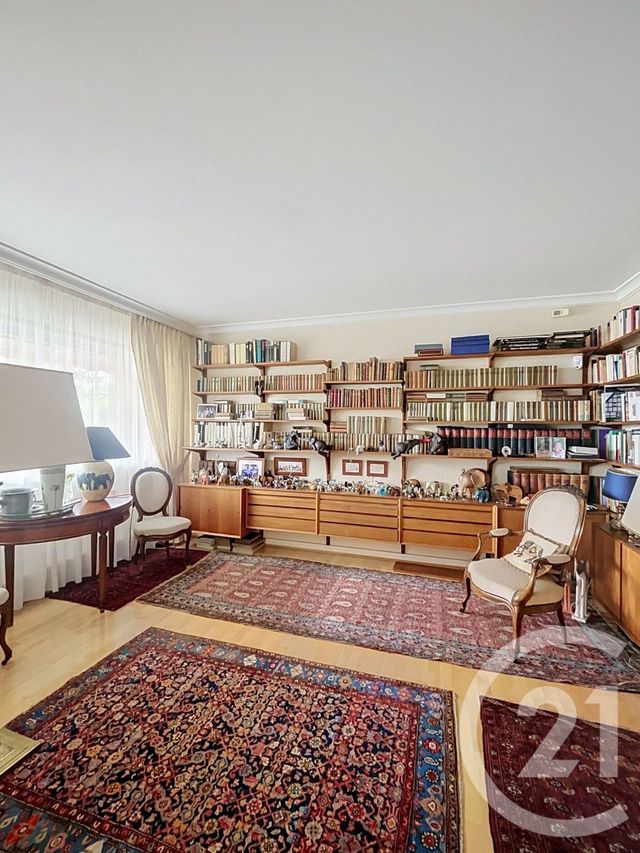Appartement F6 à vendre - 6 pièces - 144.45 m2 - ROYAT - 63 - AUVERGNE - Century 21 Stéphane Roume Immobilier