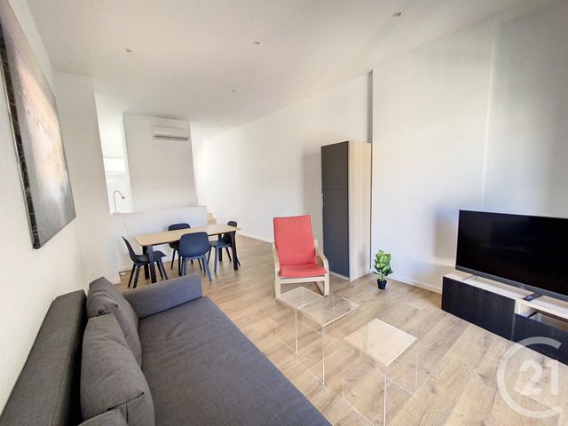 Appartement Duplex à louer - 3 pièces - 85.0 m2 - CLERMONT FERRAND - 63 - AUVERGNE - Century 21 Stéphane Roume Immobilier