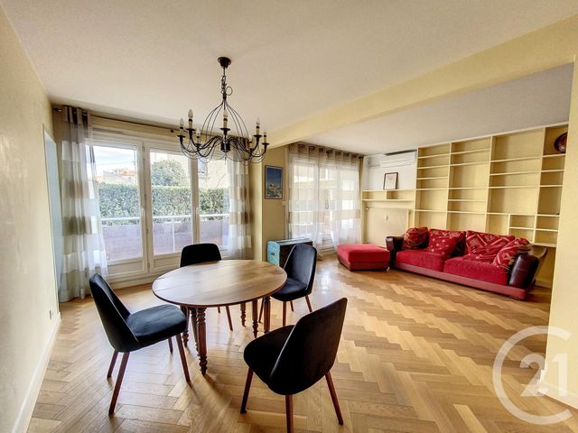 Appartement F5 à vendre - 4 pièces - 97.0 m2 - CLERMONT FERRAND - 63 - AUVERGNE - Century 21 Stéphane Roume Immobilier