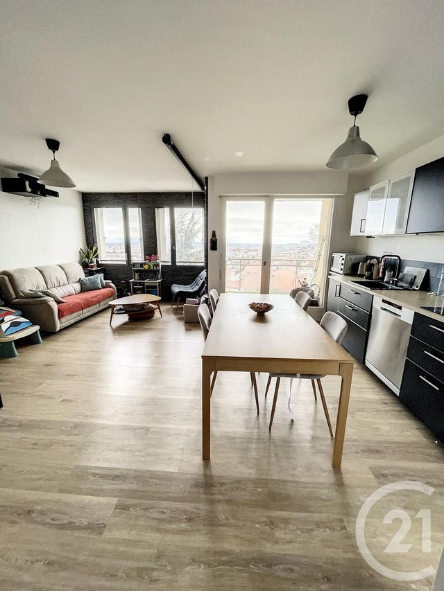 Appartement F3 à vendre - 4 pièces - 71.2 m2 - CHAMALIERES - 63 - AUVERGNE - Century 21 Stéphane Roume Immobilier