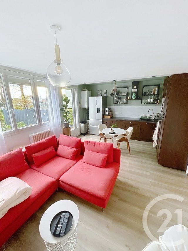 maison à vendre - 4 pièces - 87.06 m2 - GERZAT - 63 - AUVERGNE - Century 21 Stéphane Roume Immobilier