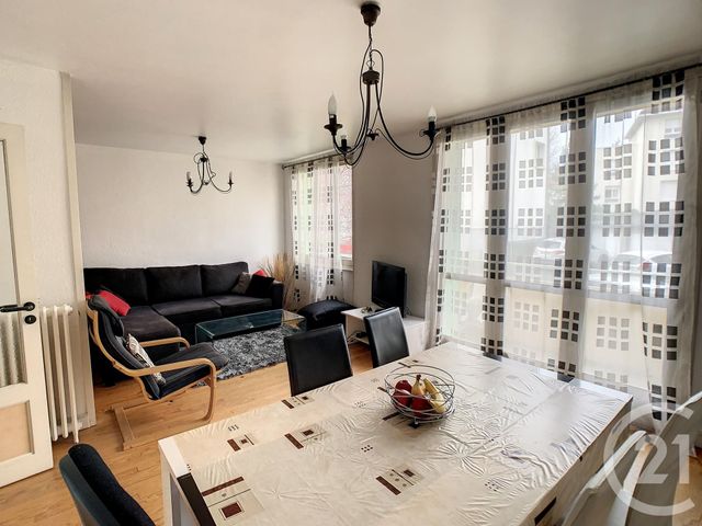 Appartement F3 à louer - 3 pièces - 65.07 m2 - CLERMONT FERRAND - 63 - AUVERGNE - Century 21 Stéphane Roume Immobilier
