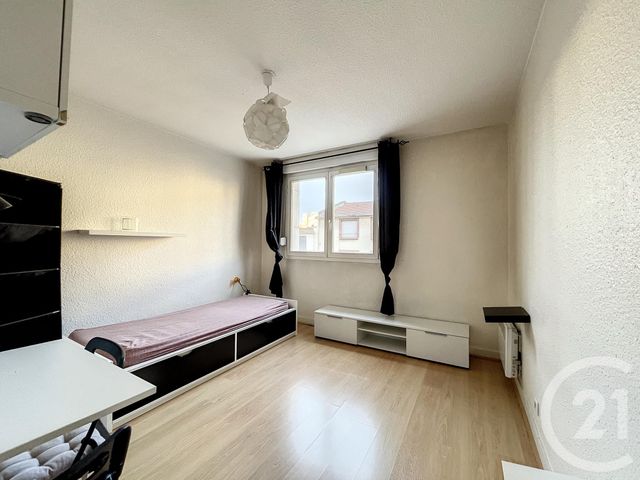 Appartement F1 à louer - 1 pièce - 20.51 m2 - CLERMONT FERRAND - 63 - AUVERGNE - Century 21 Stéphane Roume Immobilier