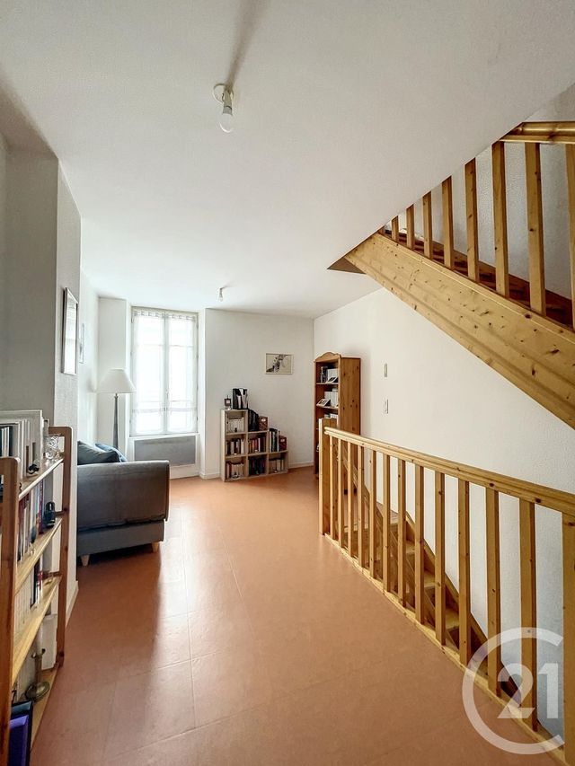 maison à vendre - 4 pièces - 43.07 m2 - ROYAT - 63 - AUVERGNE - Century 21 Stéphane Roume Immobilier