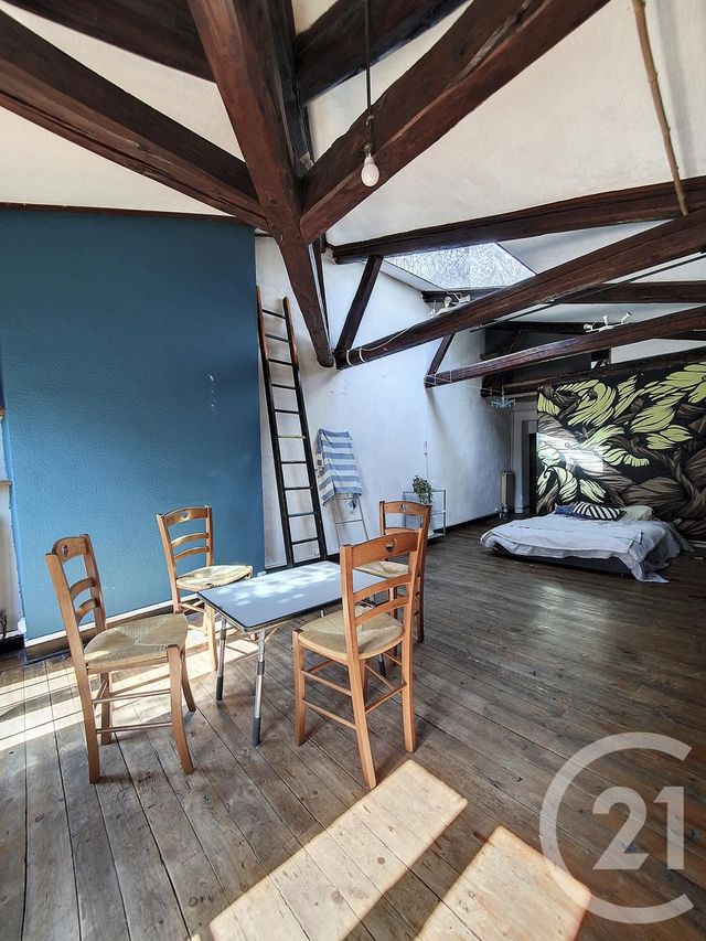 Appartement F1 à vendre - 1 pièce - 38.66 m2 - CLERMONT FERRAND - 63 - AUVERGNE - Century 21 Stéphane Roume Immobilier