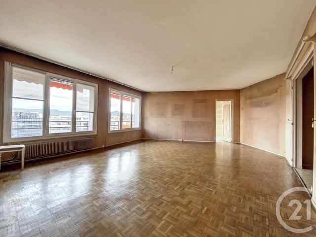 Appartement T5 à vendre - 5 pièces - 152.07 m2 - CLERMONT FERRAND - 63 - AUVERGNE - Century 21 Stéphane Roume Immobilier