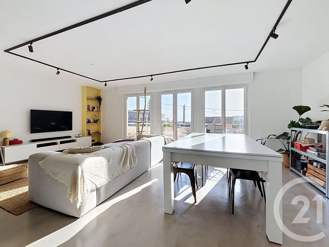 Appartement F4 à vendre - 4 pièces - 80.94 m2 - CLERMONT FERRAND - 63 - AUVERGNE - Century 21 Stéphane Roume Immobilier