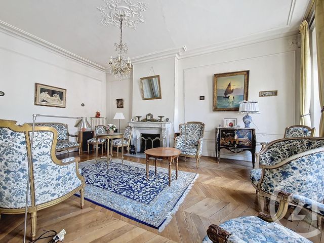 Appartement T7 à vendre - 7 pièces - 201.26 m2 - CLERMONT FERRAND - 63 - AUVERGNE - Century 21 Stéphane Roume Immobilier