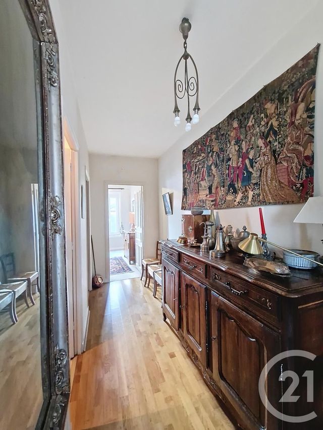 Appartement T7 à vendre - 7 pièces - 201.26 m2 - CLERMONT FERRAND - 63 - AUVERGNE - Century 21 Stéphane Roume Immobilier