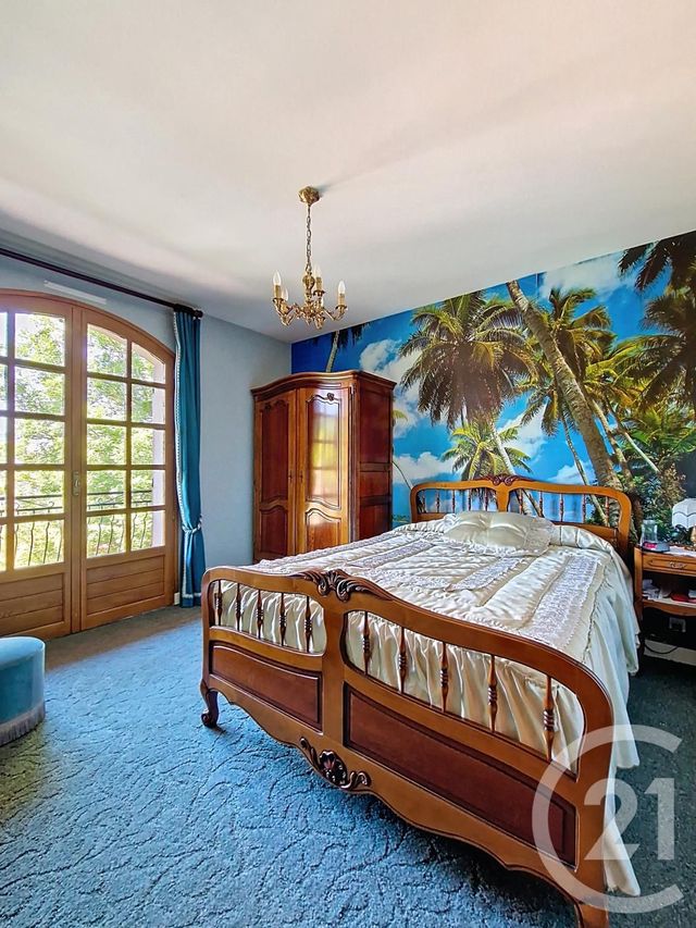 maison à vendre - 7 pièces - 189.7 m2 - ROMAGNAT - 63 - AUVERGNE - Century 21 Stéphane Roume Immobilier