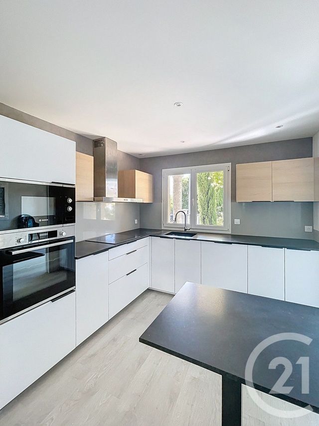 Appartement F3 à vendre - 3 pièces - 54.43 m2 - CLERMONT FERRAND - 63 - AUVERGNE - Century 21 Stéphane Roume Immobilier