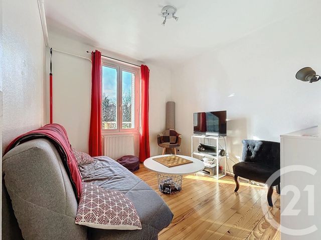 Appartement F2 à vendre - 2 pièces - 32.79 m2 - CLERMONT FERRAND - 63 - AUVERGNE - Century 21 Stéphane Roume Immobilier