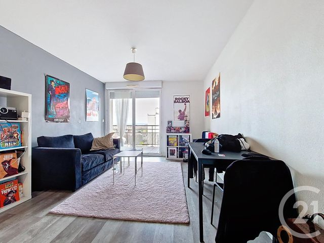 Appartement T2 à vendre - 2 pièces - 40.52 m2 - CLERMONT FERRAND - 63 - AUVERGNE - Century 21 Stéphane Roume Immobilier