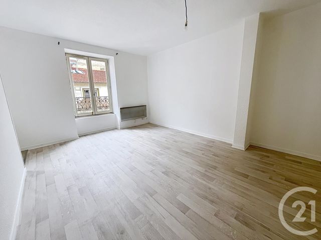 Appartement F2 à louer - 2 pièces - 45.0 m2 - CLERMONT FERRAND - 63 - AUVERGNE - Century 21 Stéphane Roume Immobilier