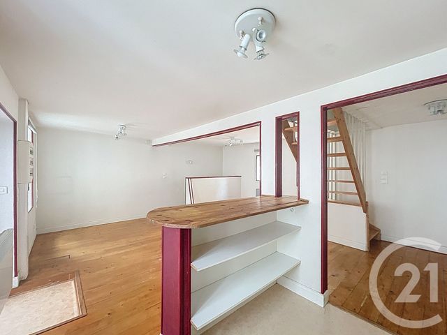 maison à vendre - 4 pièces - 73.23 m2 - CHAMALIERES - 63 - AUVERGNE - Century 21 Stéphane Roume Immobilier