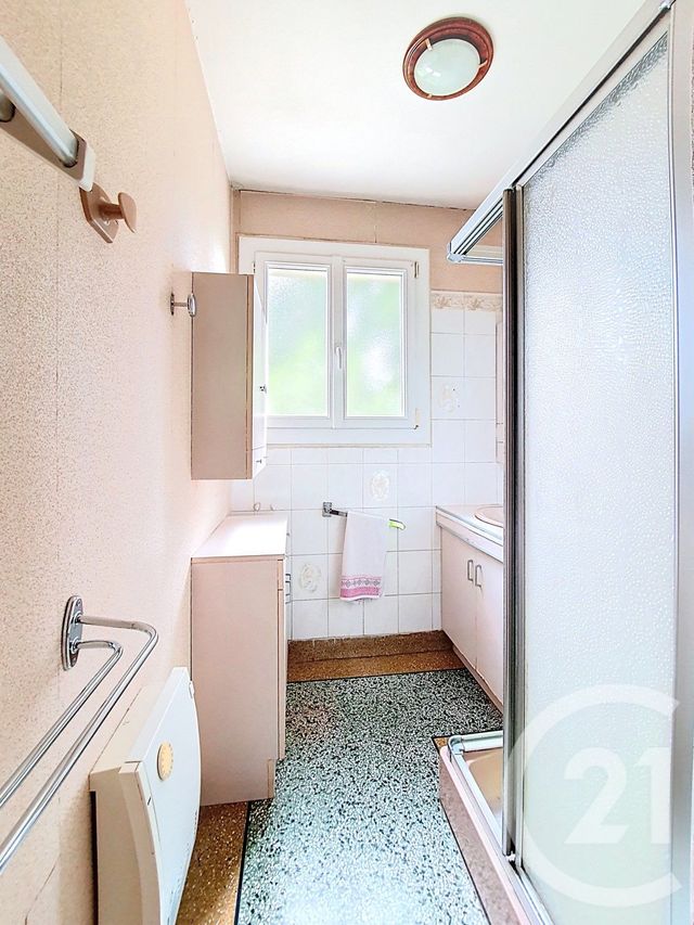 Afficher la photo en grand maison à vendre - 5 pièces - 92.85 m2 - CLERMONT FERRAND - 63 - AUVERGNE - Century 21 Stéphane Roume Immobilier