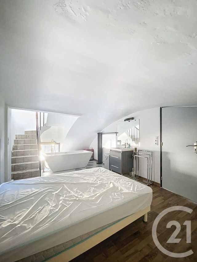 Appartement F4 à vendre - 4 pièces - 93.57 m2 - ROYAT - 63 - AUVERGNE - Century 21 Stéphane Roume Immobilier