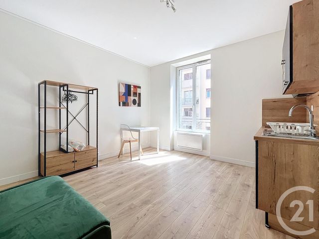 Appartement F1 à louer - 1 pièce - 19.36 m2 - CLERMONT FERRAND - 63 - AUVERGNE - Century 21 Stéphane Roume Immobilier