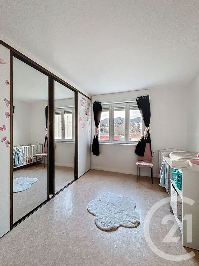 Appartement F3 à vendre - 3 pièces - 68.0 m2 - BEAUMONT - 63 - AUVERGNE - Century 21 Stéphane Roume Immobilier
