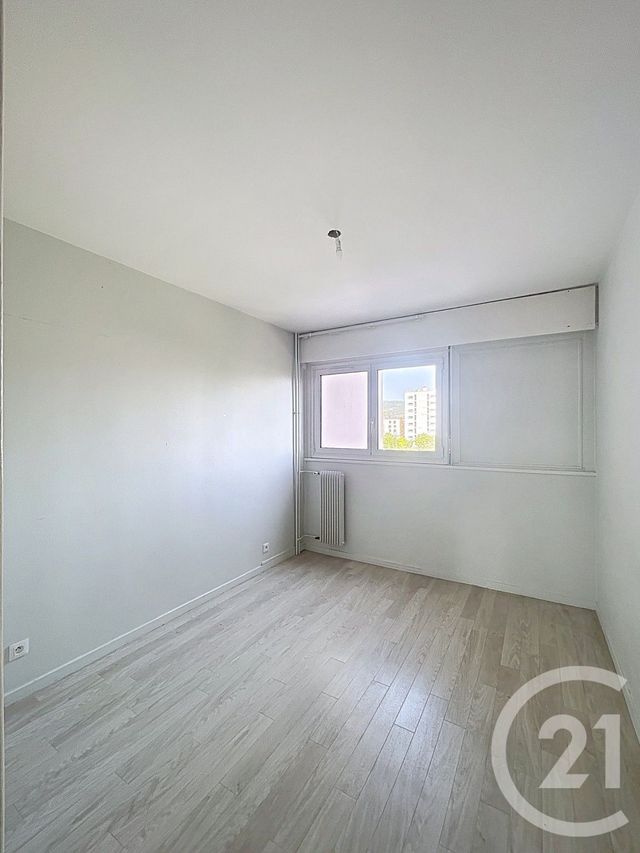 Appartement F4 à vendre - 4 pièces - 78.24 m2 - CLERMONT FERRAND - 63 - AUVERGNE - Century 21 Stéphane Roume Immobilier