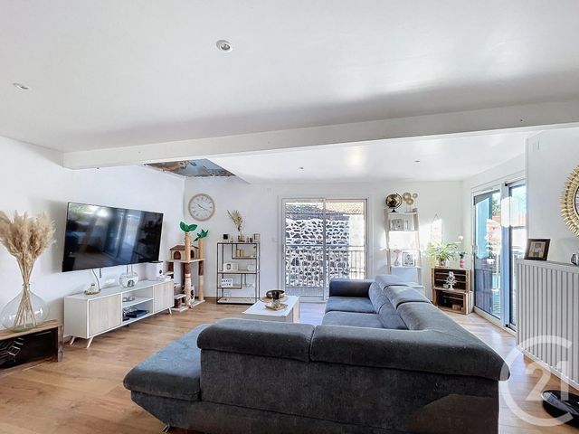 maison à vendre - 7 pièces - 152.0 m2 - NOHANENT - 63 - AUVERGNE - Century 21 Stéphane Roume Immobilier