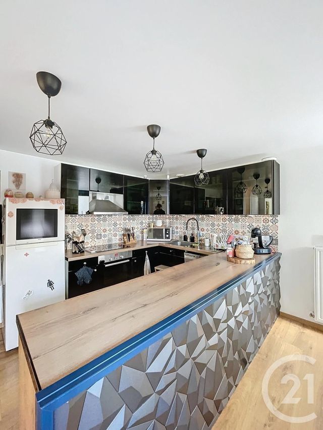 maison à vendre - 7 pièces - 152.0 m2 - NOHANENT - 63 - AUVERGNE - Century 21 Stéphane Roume Immobilier