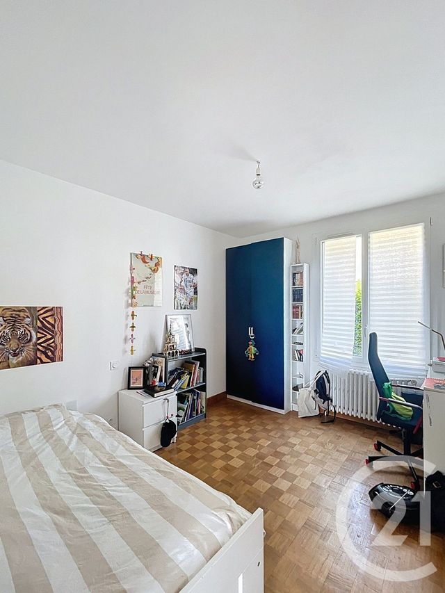 maison à vendre - 7 pièces - 119.0 m2 - CEYRAT - 63 - AUVERGNE - Century 21 Stéphane Roume Immobilier