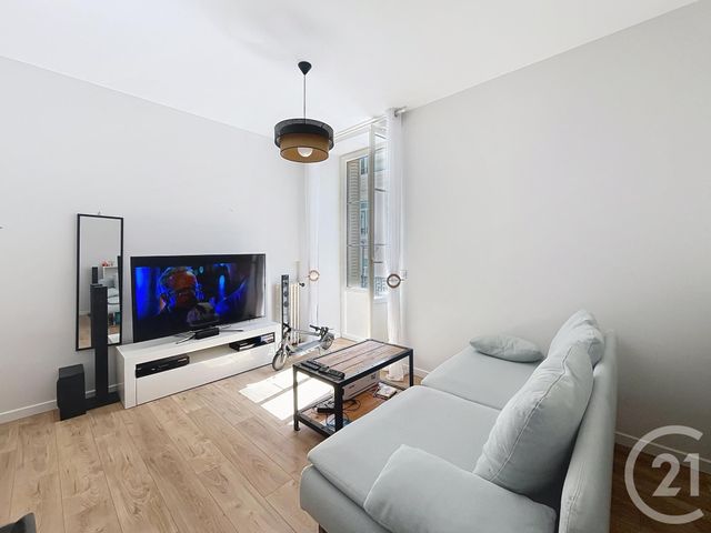 Appartement F2 à louer - 2 pièces - 39.59 m2 - ROYAT - 63 - AUVERGNE - Century 21 Stéphane Roume Immobilier