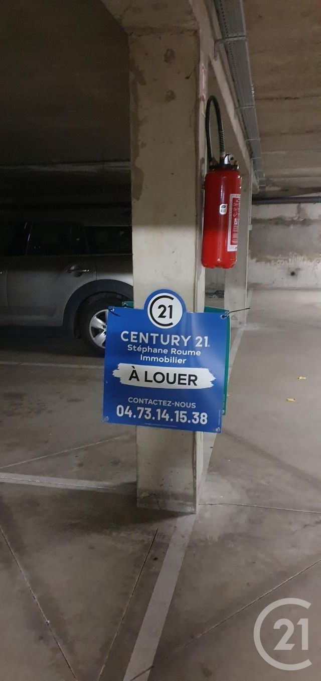 parking à louer - 8.0 m2 - CLERMONT FERRAND - 63 - AUVERGNE - Century 21 Stéphane Roume Immobilier