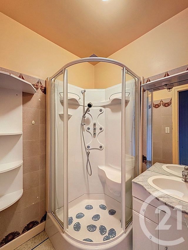 maison à vendre - 6 pièces - 127.53 m2 - GERZAT - 63 - AUVERGNE - Century 21 Stéphane Roume Immobilier